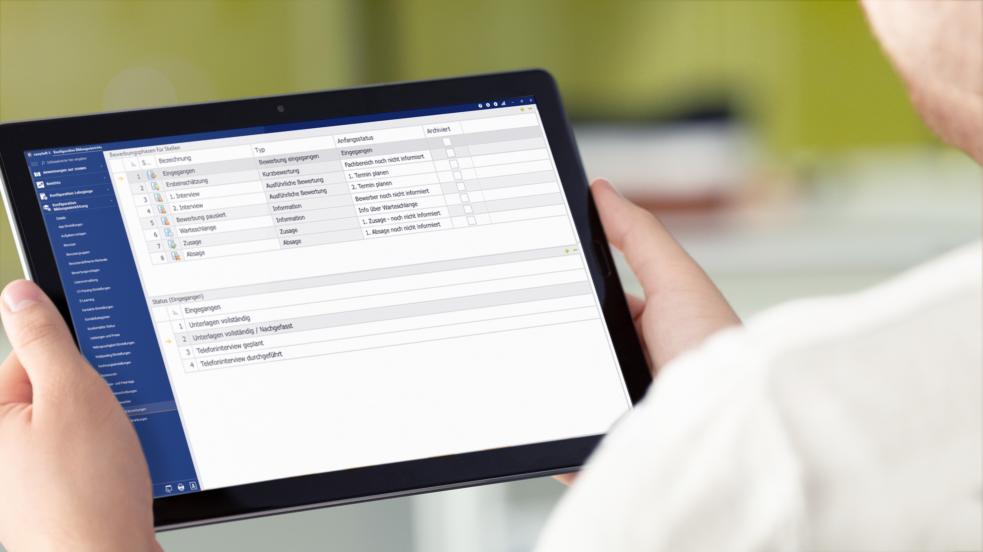 Im Screenshot werden die Bewerbungsphasen für Stellen und der aktuelle Status gezeigt.