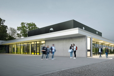 Außenansicht eines Klinikgebäudes